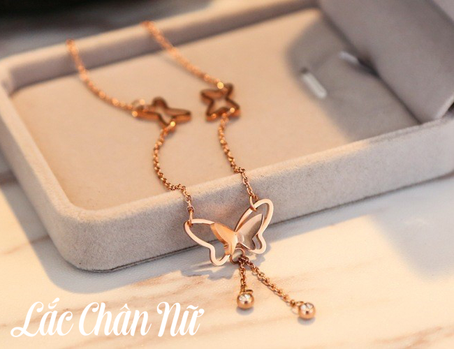 Lắc chân vàng titan nữ hình bướm sang chảnh LCBN86